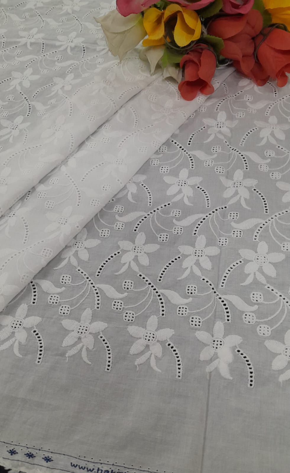 MAHA White Cotton Fabric- Dno 55215