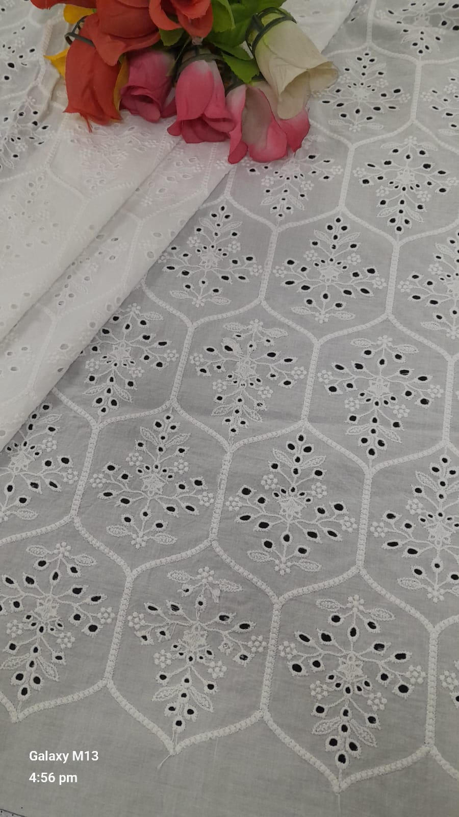 MAHA White Cotton Fabric- DNo 4385